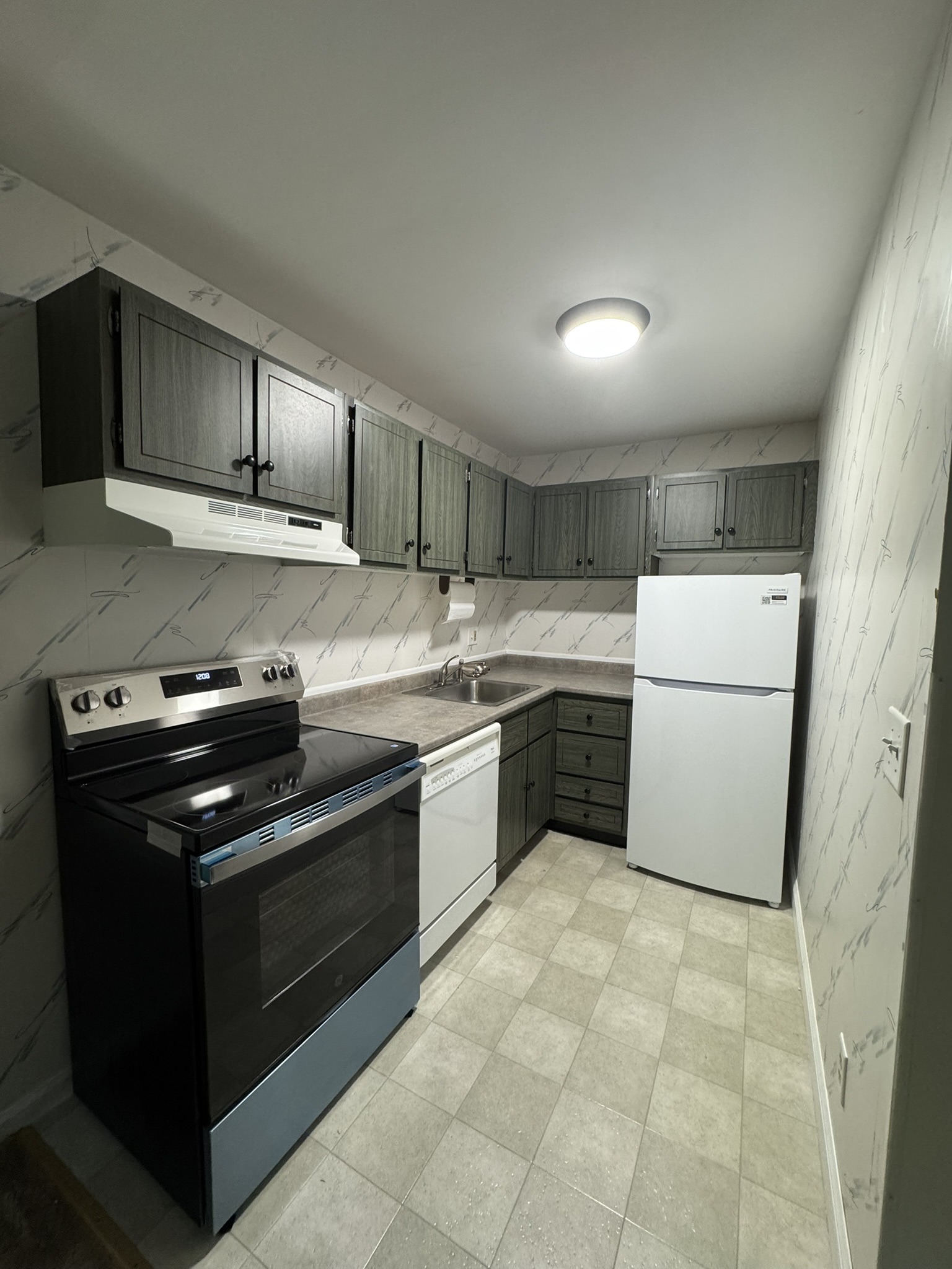 74 Barrett Street - 308